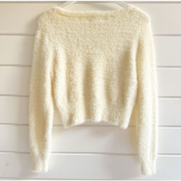 Altar'd State Crew Neck Eyelash Crop Fuzzy Cream Sweater Size Medium - Picture 2 of 4